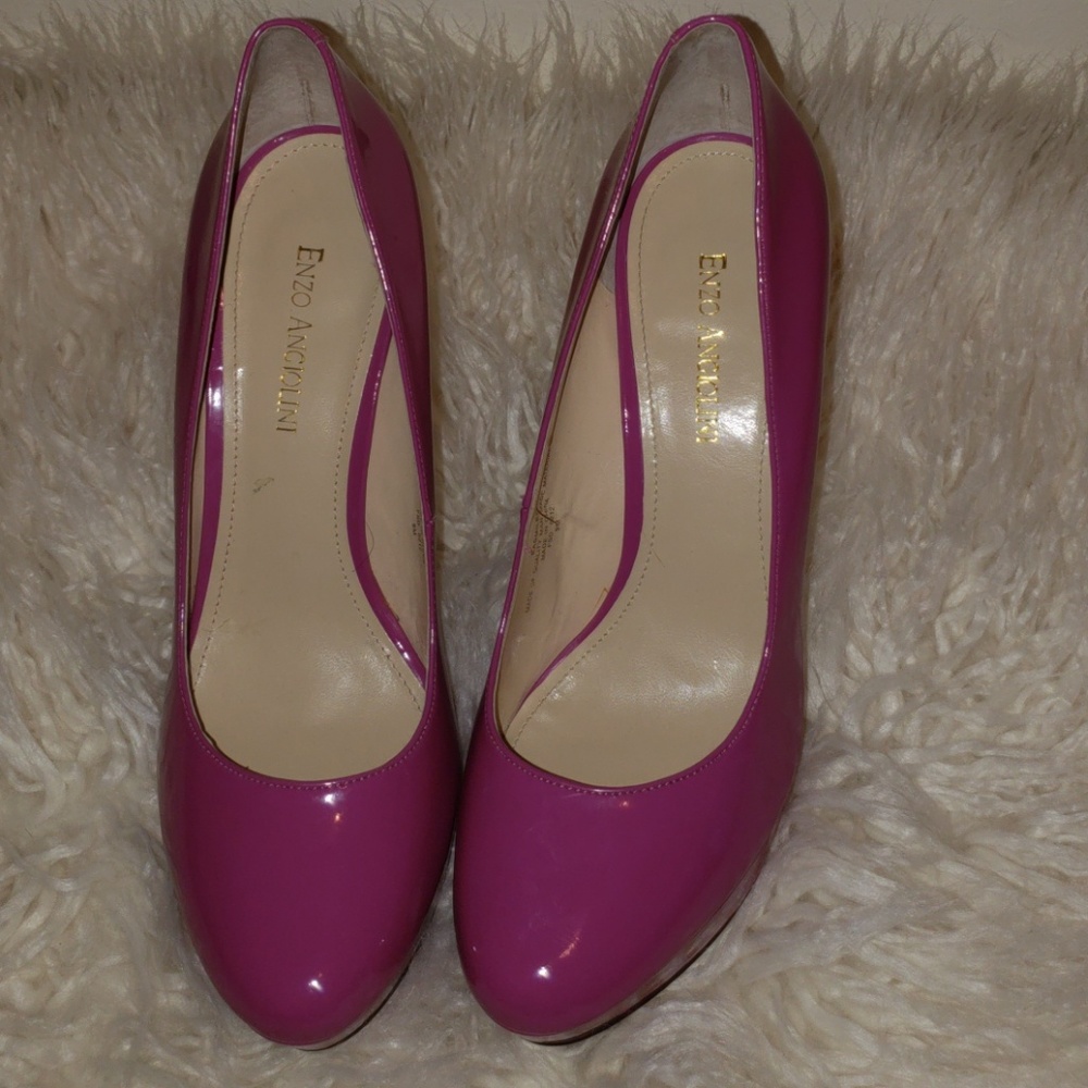 Shoes - Picture 5 of 5